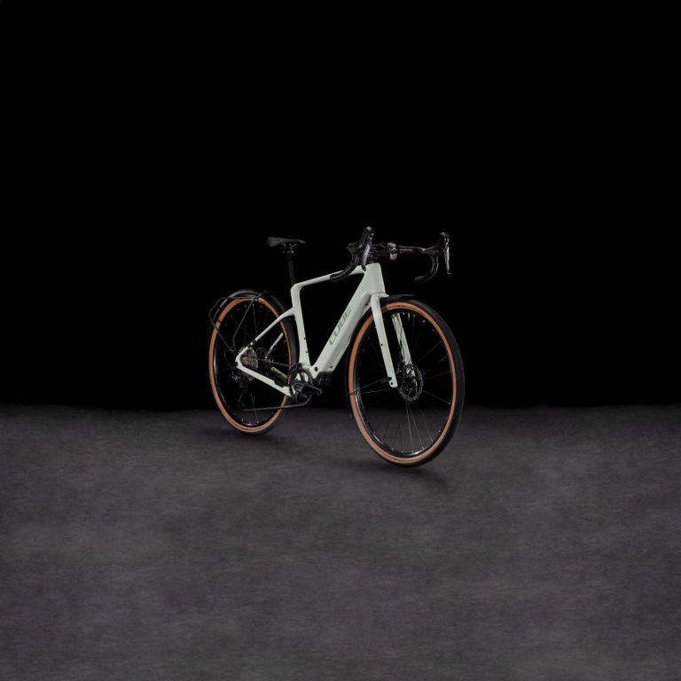 NUROAD HYBRID: AVVENTURE GRAVEL SENZA LIMITI