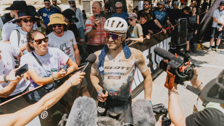 Vittoria di Cameron all’Unbound Gravel. Stabilito un nuovo record