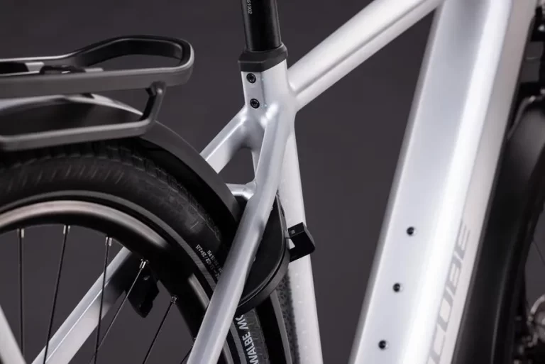 Cube Kathmandu Hybrid ONE 800 silverstar´n´reflex