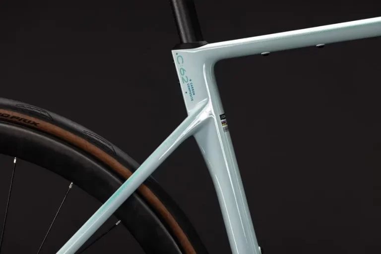 Cube Attain C:62 Race frostymint´n´mint