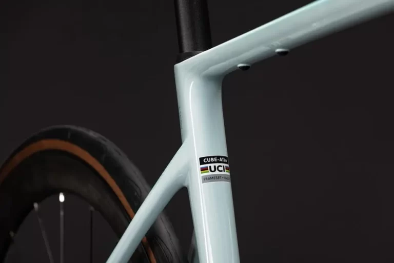 Cube Attain C:62 Race frostymint´n´mint