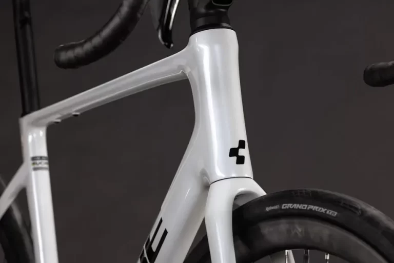Cube Attain C:62 SLX metallicwhite´n´black