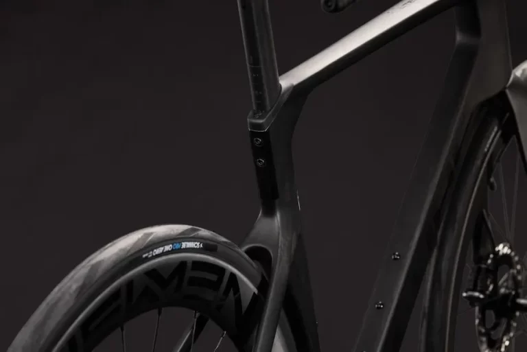 Cube Litening AERO C:68X Race carbon´n´chrome