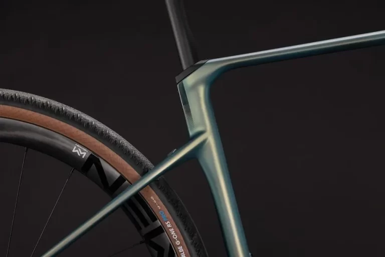 Cube Nuroad C:62 Race jungali´n´black