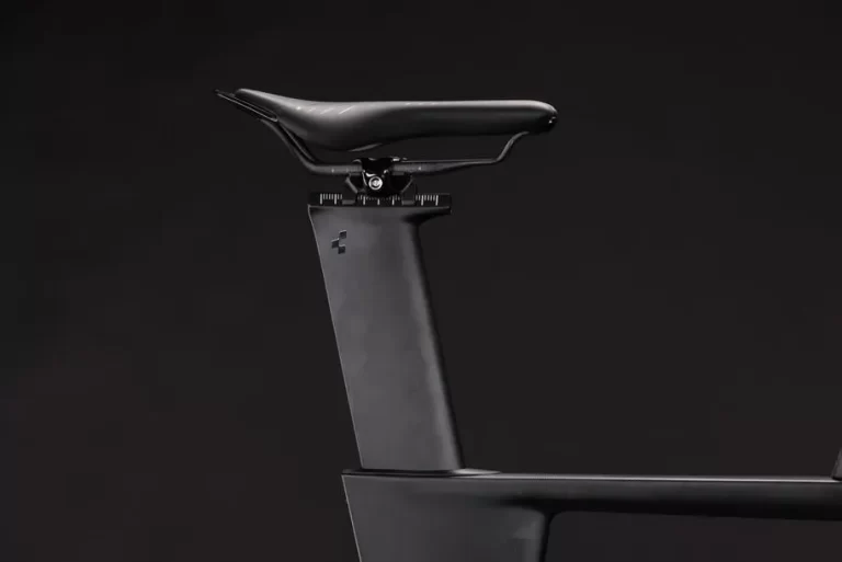 Cube Aerium C:68X Race carbon´n´chrome