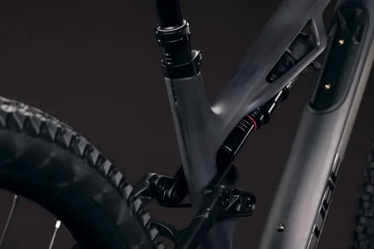 Cube Stereo HPC RACE carbon´n´black