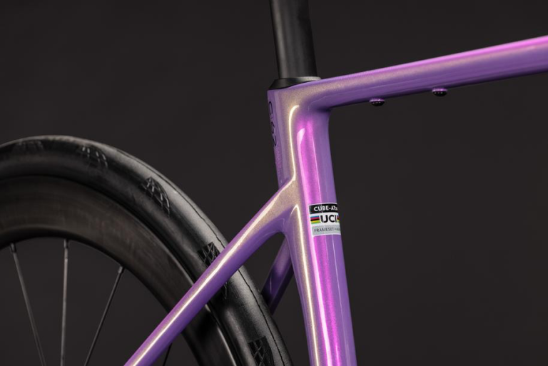 Cube Attain C:62 SLT cosmicpurple´n´black