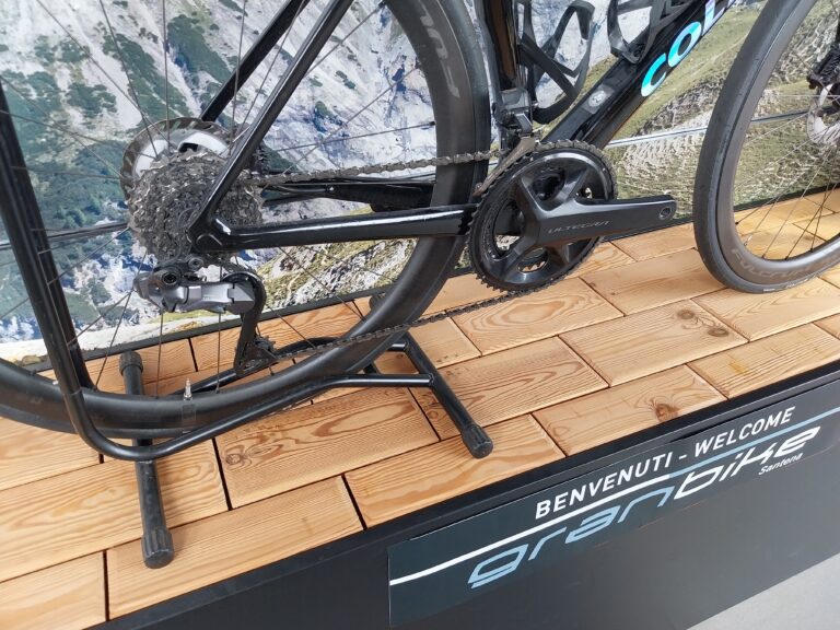 COLNAGO V4RS 2024