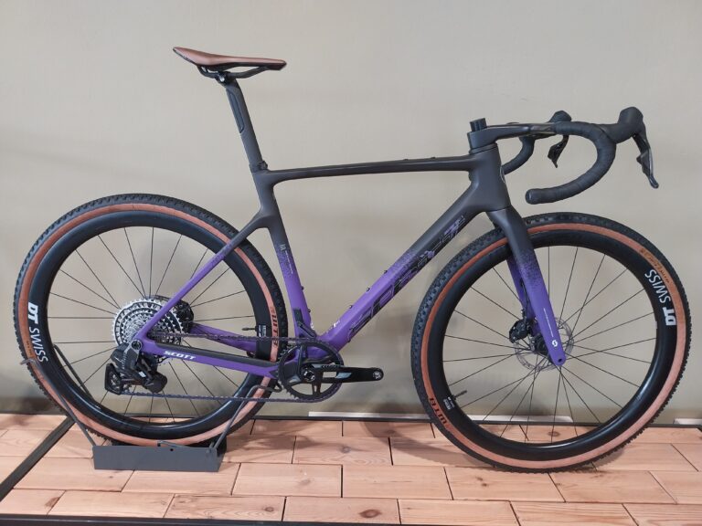 SCOTT Addict gravel 30