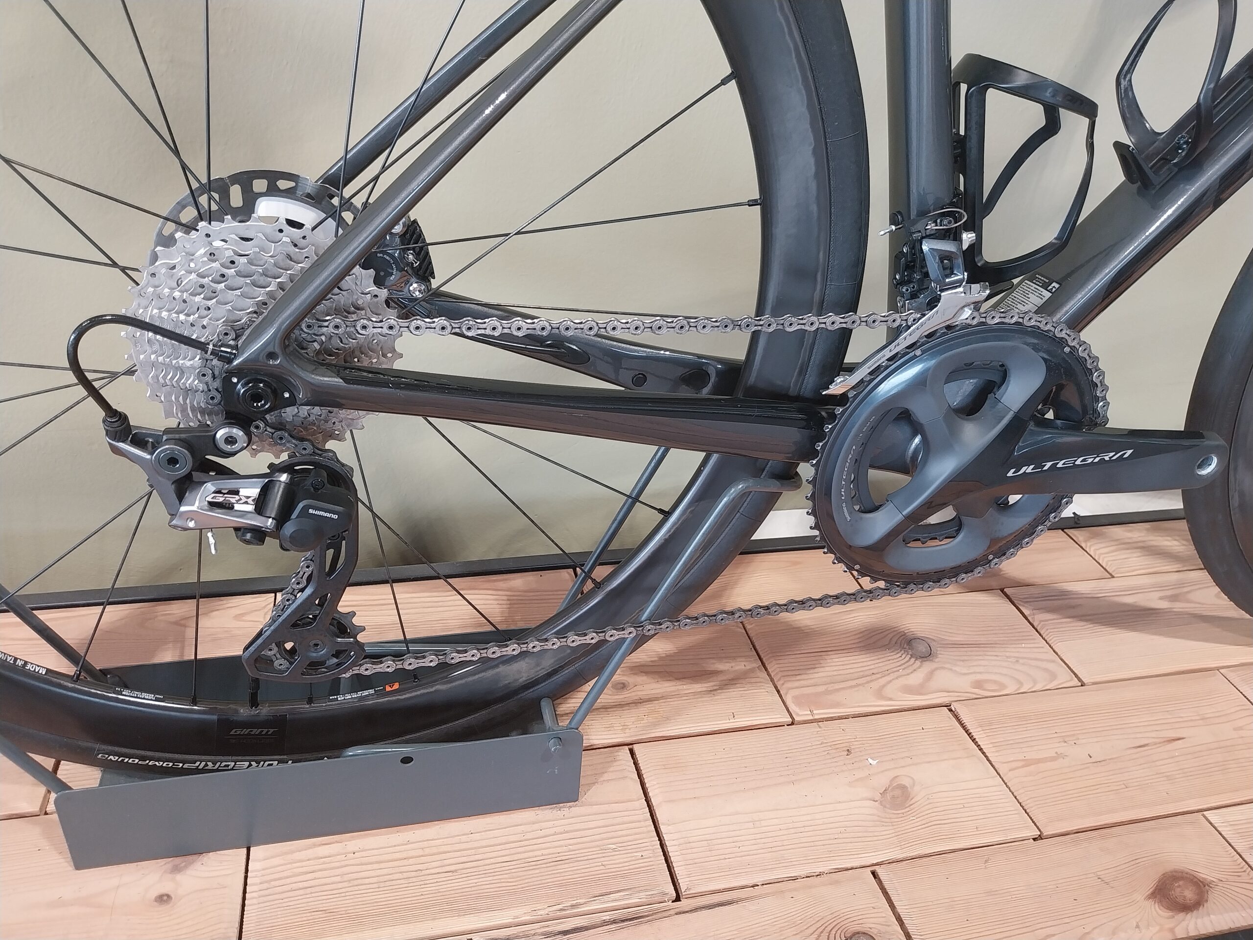 GIANT Defy - immagine 2