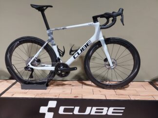 Cube Agree C:62 Race glacier´n´black