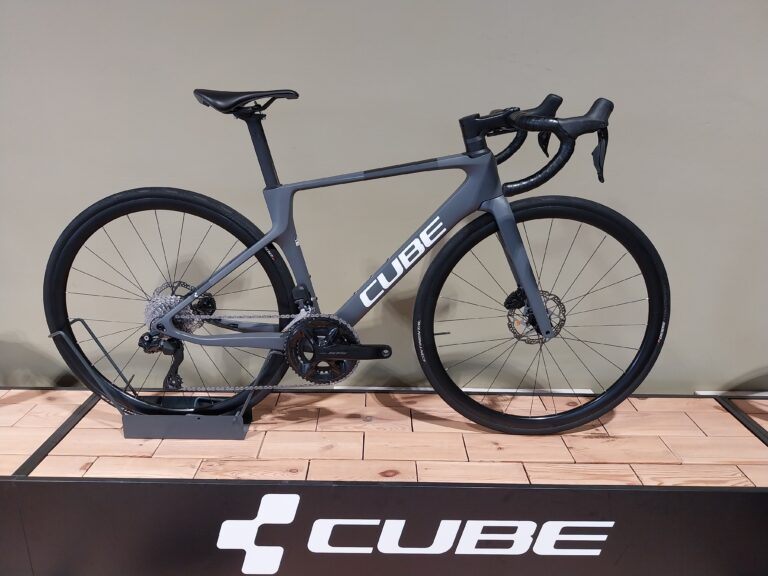 Cube Agree C:62 grey´n´black